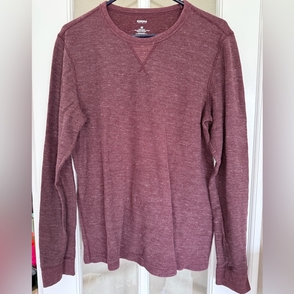 Men’s Medium Maroon Long Sleeve Crew Neck Sweater